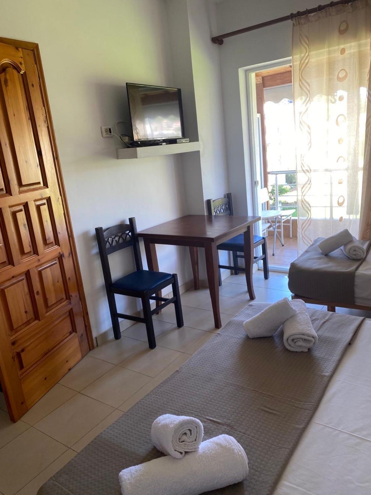 הימארה Ilias Family Rooms מראה חיצוני תמונה